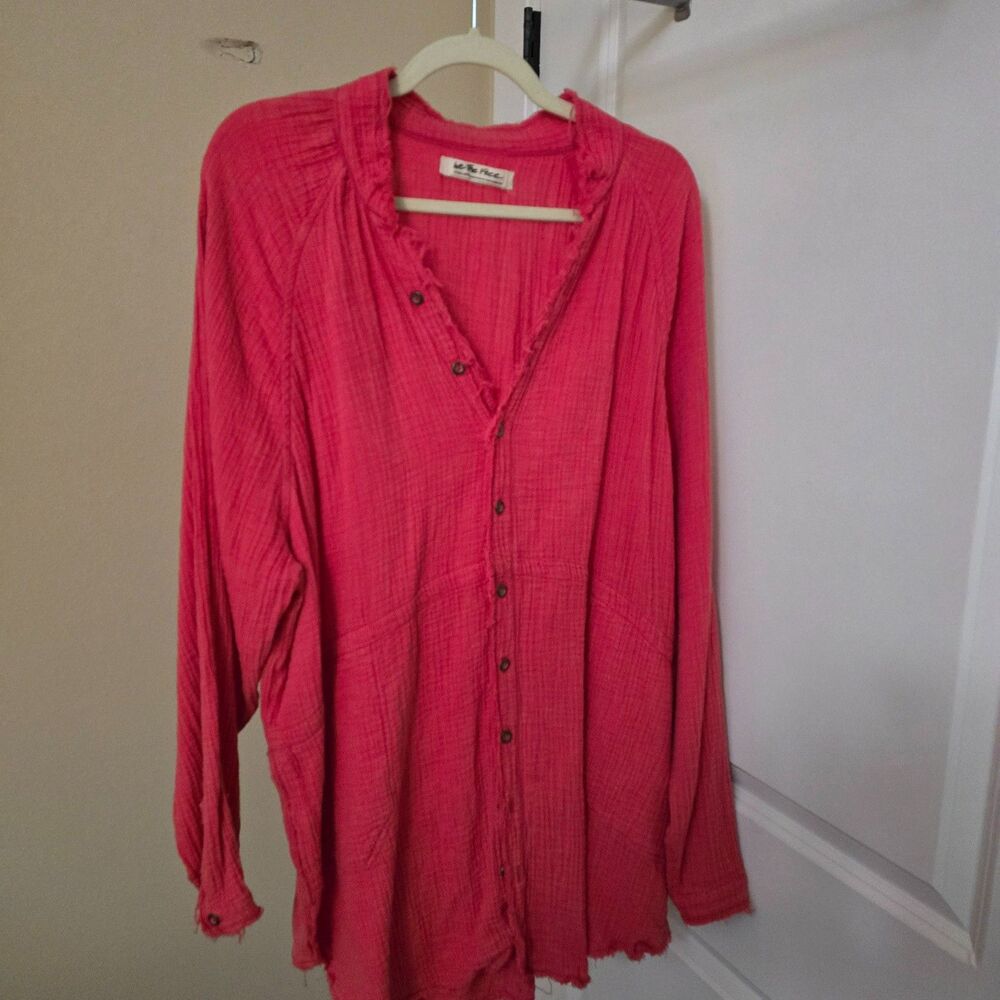 FREE PEOPLE We the Free Summer Daydream Frayed Button Down Shirt Pink Sz XL